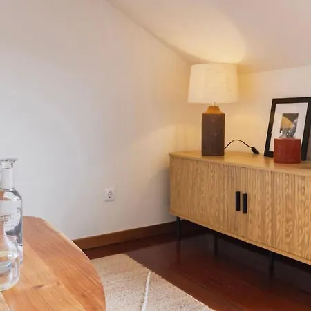 Authentic Lisbon Living With A View By Lovelystay Daire Lisboa